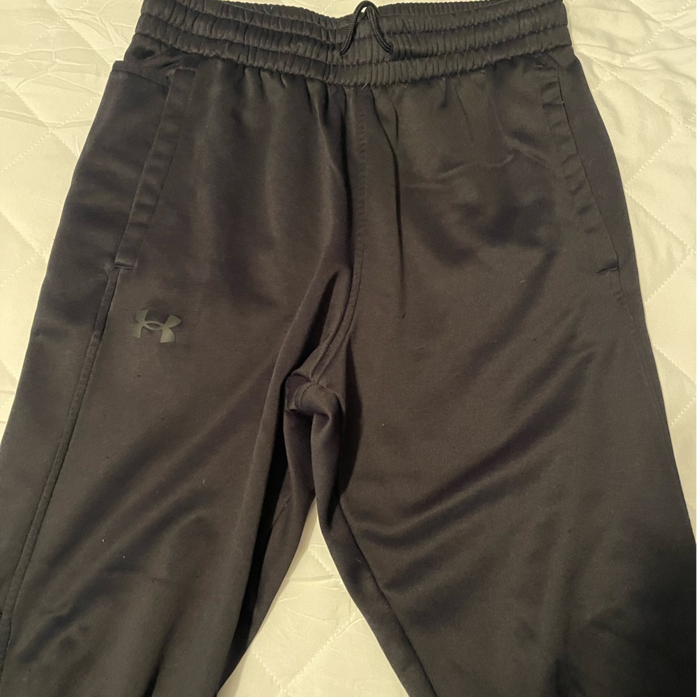 Men’s Under Armour black Joggers